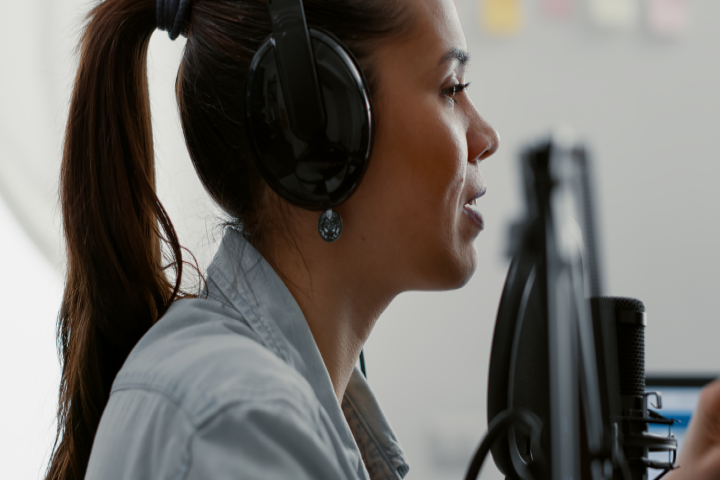 Kryterium 1.2.7 – rozszerzona audiodeskrypcja (poziom AAA)